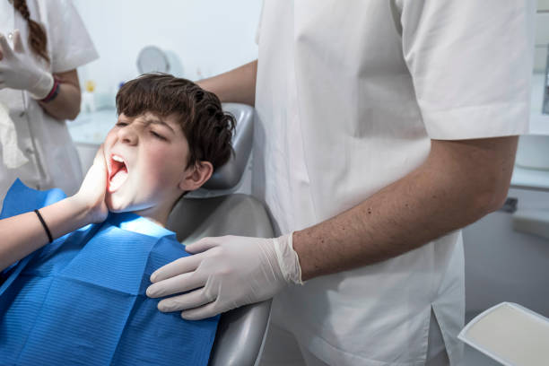 Best Emergency Dentist for Knocked-Out Tooth in Centralia, MO